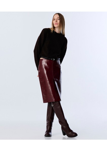 Sloganlı Rugan Görünümlü Etek TW6250004119035 fiyatları