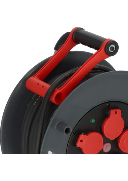 Profesyonel Serisi 40 Metre Kablolu 5 Soketli Isınma Sigortalı Cablepilot Özellikli Dış Mekan Makaralı Kablo (H07RN-F 3g2.5) fırsatları