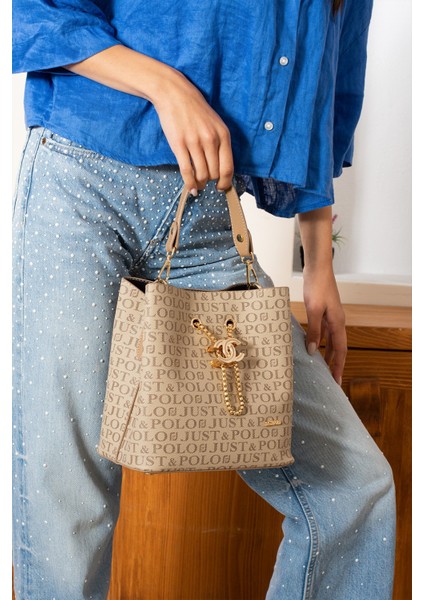 Just & Polo Kadın Vizon Monogram Desenli Ayarlanabilir Askılı Çok Bölmeli Lüks El ve Omuz Çantası