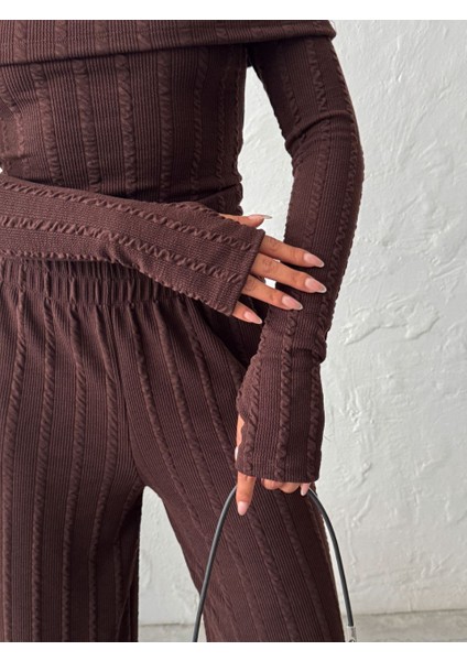 Kadın Madonna Yaka Parmak Geçmeli Bluz Pantolon Alt-Üst Takım modelleri