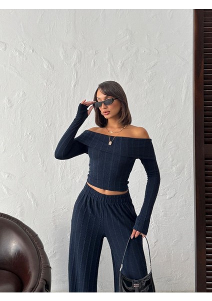 Kadın Madonna Yaka Parmak Geçmeli Bluz Pantolon Alt-Üst Takım fırsatları