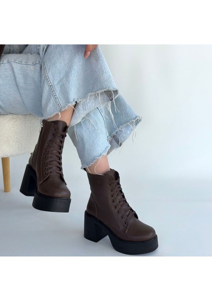 Tsan Kahverengi Cilt Bağcıklı Topuklu Bot fırsatları