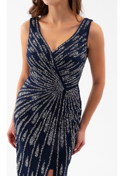 Kadın Lacivert Kolsuz V Yaka Yırtmaçlı Uzun Taşlı Balık Abiye indirimleri