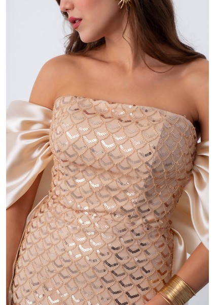 Kadın Bej Straplez Boncuklu Saten Kuyruklu Uzun Abiye fırsatları