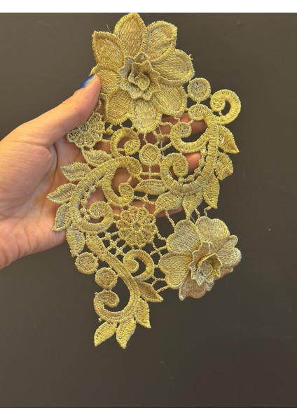 Altın Rengi Nakış Işleme Güpür Çiçekli Aplike Arma 21X13 cm fiyatları