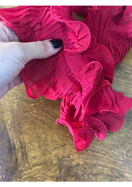 Kırmızı Fırfırlı Lastikli Tül Şerit Dikiş Aksesuarı 100X10 cm fiyatları