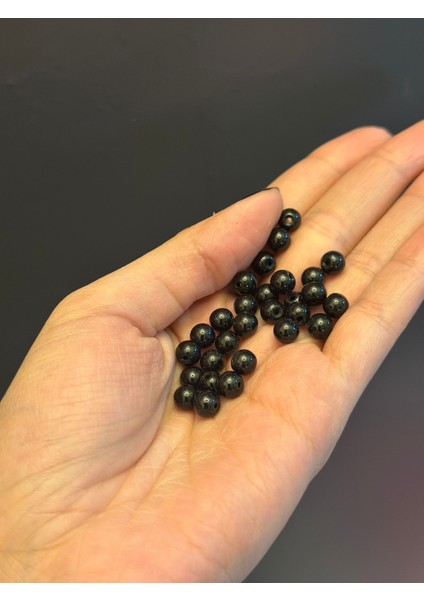 28 Adet Siyah Cam Delikli Boncuk 0,5 mm modelleri