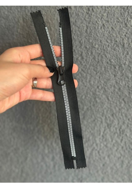 Beyaz Dişli Fermuar 23X3 cm fiyatları