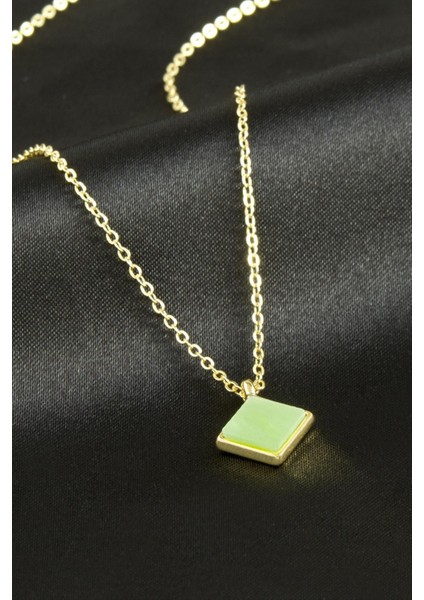 Kare Polyester Kolye fırsatları