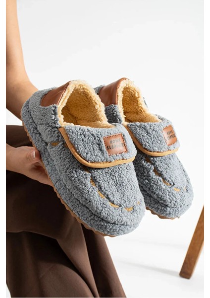 Yeni Sezon Içi Tüylü Kadın Pofuduk Panduf Ev Botu Ev Ayakkabısı Ses Yapmaz Taban modelleri