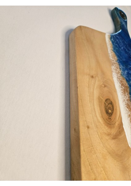 Doğal Ceviz Ağacından Özel Tasarım Epoksi Sunumluk & Mavi -Beyaz fırsatları