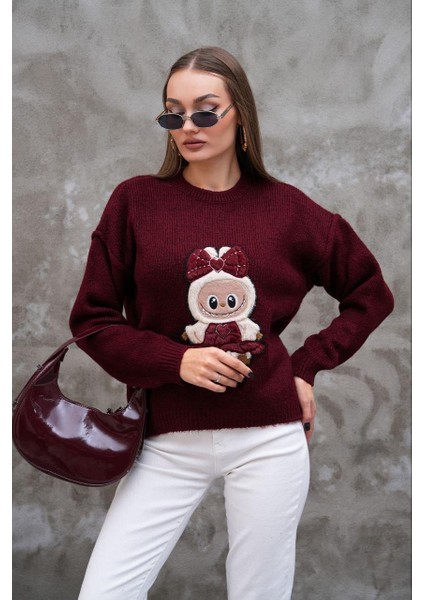 Labubulu Bordo Triko Kazak: Yumuşak Kazakta Pop Kültür Dokunuşu indirimleri