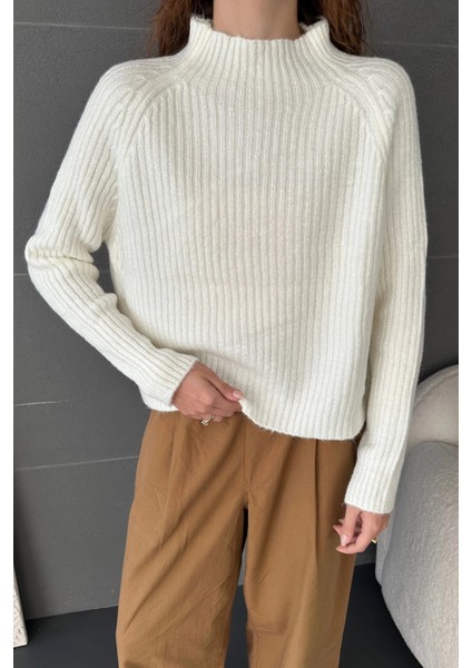 Yarım Balıkçı Fitilli Triko Kazak modelleri