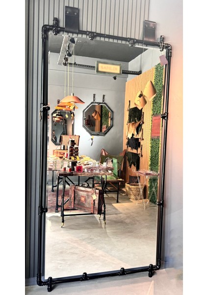 Theo Iv Boru Çerçeveli Ayna