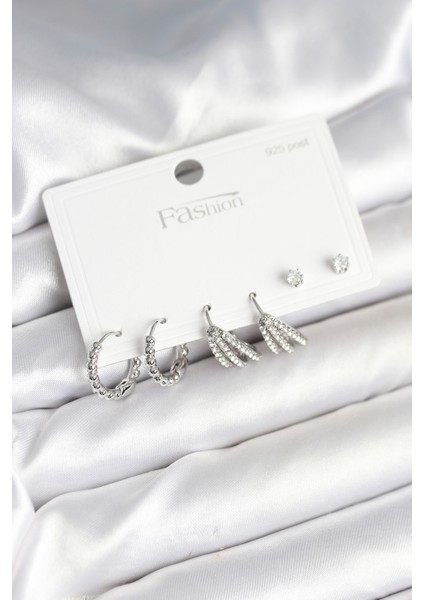 Pirinç Gümüş Renk Zirkon Taşlı 925 Gümüş Çivili Kadın Küpe Seti