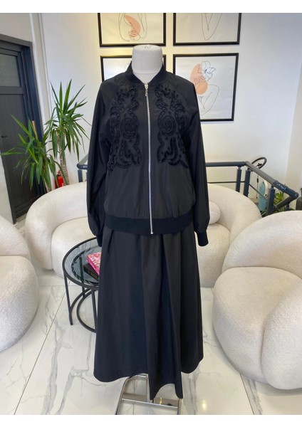 Nurcan Çetin Etekli Takım