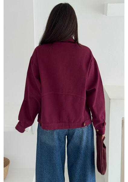 Kadın Yırtık Detaylı Crop Ceket – Dinamik & Sokak Stili