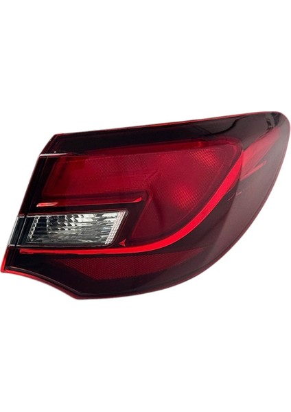 Opel Astra J Sedan Stop Lambası Dış Sağ 2014-2020 25870154