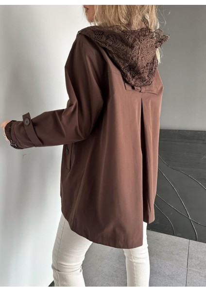 Robin Kadın Kapüşon ve Manşeti Dantel Detaylı Premium Kısa Trençkot fiyatları