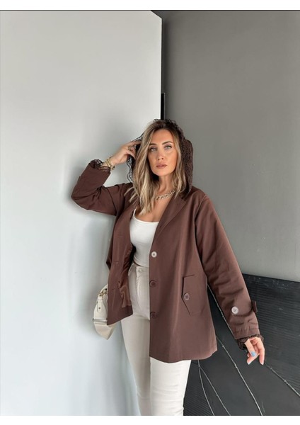 Robin Kadın Kapüşon ve Manşeti Dantel Detaylı Premium Kısa Trençkot fırsatları