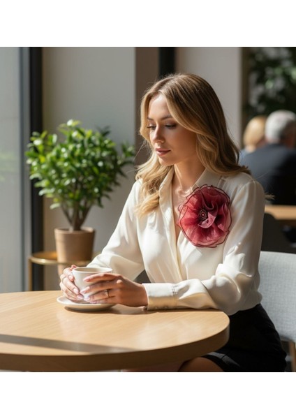 Boncuk Detaylı Organze Kumaş Büyük Çiçek Broş