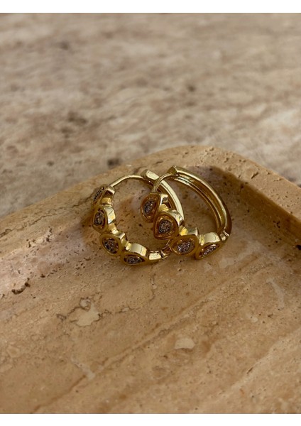 Gold Damla Detay Çelik Küpe