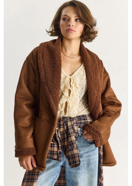 Kadın Içi Kürklü Cep Detaylı Şal Yaka Süet Kaban