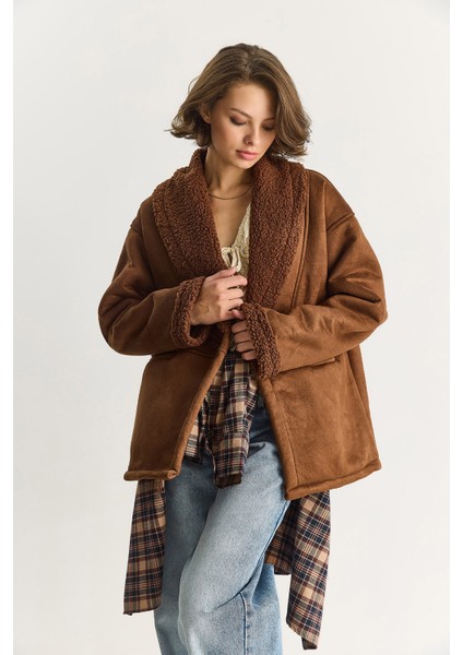 Kadın Içi Kürklü Cep Detaylı Şal Yaka Süet Kaban modelleri