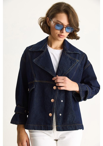 Kadın Geniş Yaka Uzun Kollu Ayarlanabilir Manşetli Denim Ceket indirimleri