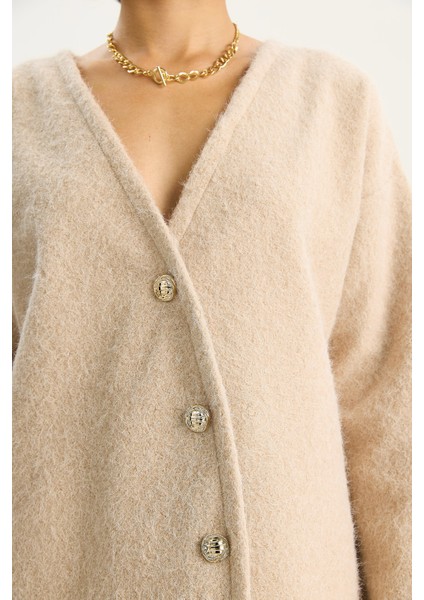 Kadın V Yaka Şık Asimetrik Düğmeli Kırçıllı Kaşe Hırka indirimleri