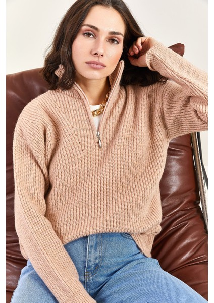 Kadın Fermuarlı Balıkçı Yaka Oversize Triko Kazak