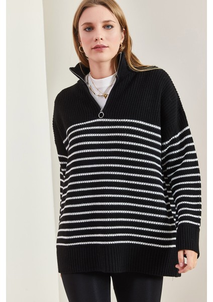 Kadın Balıkçı Yaka Fermuarlı Altı Çizgili Triko Kazak