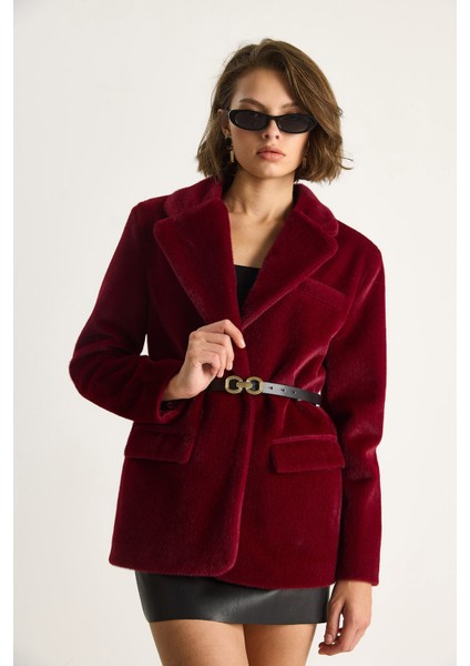 Kadın Cep Detaylı Astarlı Kemerli Peluş Dokulu Blazer Ceket modelleri