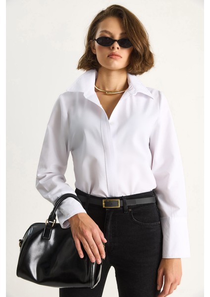 Kadın Pliseli Pat Detaylı Geniş Manşet Detaylı Klasik Yaka Gömlek fırsatları