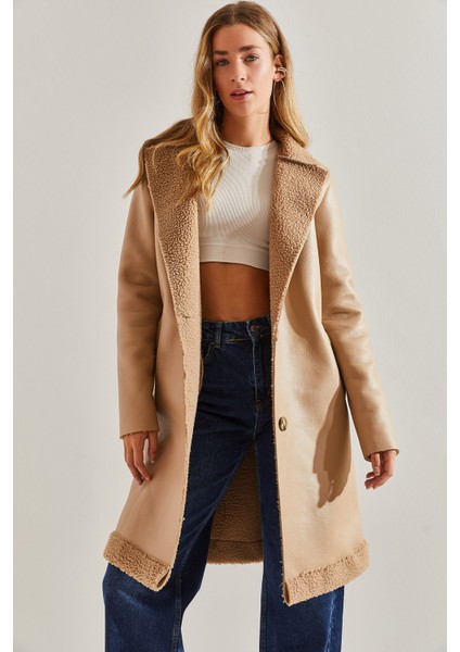 Kadın Düğmeli Deri Kaban fırsatları