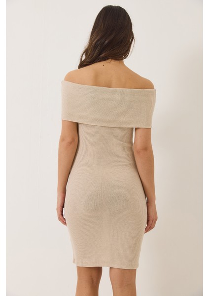 Kadın Madonna Yaka Elbise