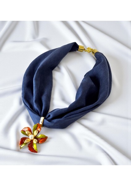Ayarlanabilir Çiçek Detaylı Inci Choker Kolye fiyatları