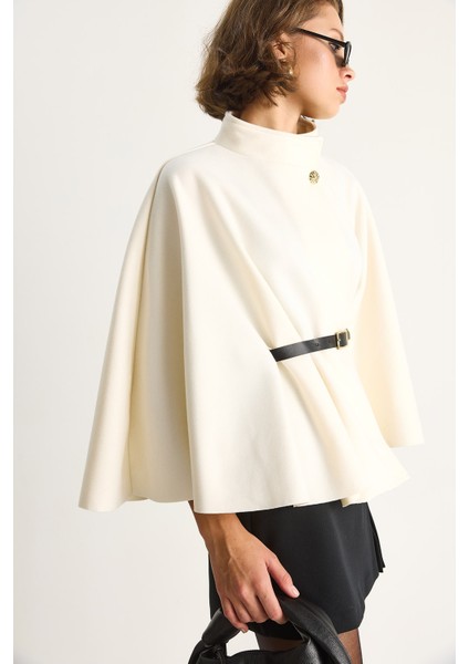 Kadın Gold Düğme Detaylı Kemerli Panço indirimleri