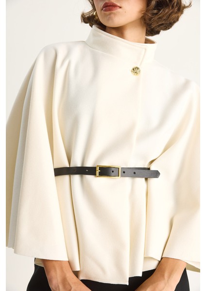 Kadın Gold Düğme Detaylı Kemerli Panço