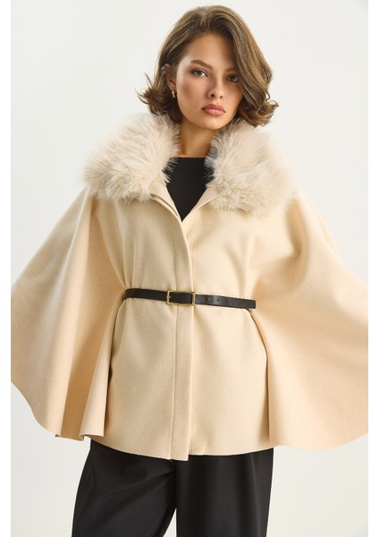 Kadın Peluş Yaka Detaylı Kemerli Kaşe Panço indirimleri