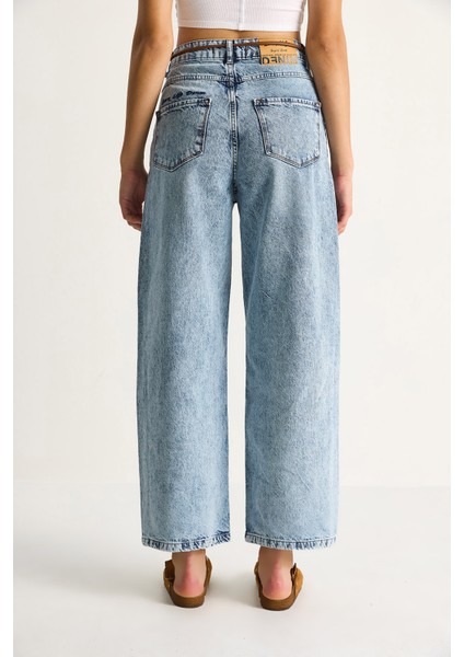Kadın Geniş Paça Yüksek Bel Deri Ip Kemerli Denim Pantolon