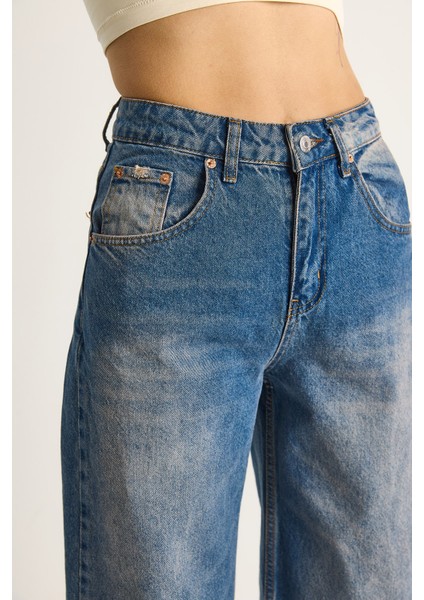 Kadın Yüksek Bel Soluk Efektli Bol Kesim Denim Pantolon