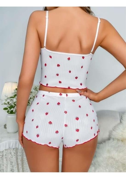 Beyaz Çilek Desenli Askılı Şortlu Pijama Takımı fiyatları
