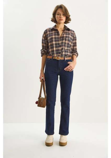 Kadın Kemer Detaylı Yarım Ispanyol Paça Likralı Denim Pantolon fiyatları