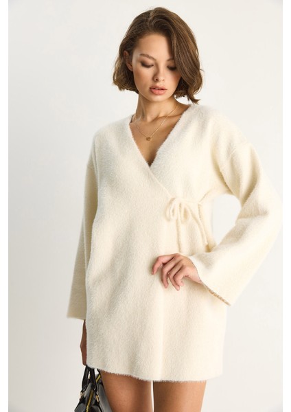 Kadın Kruvaze Kapama Yandan Bağlamalı Yumuşak Dokulu Triko Kimona indirimleri