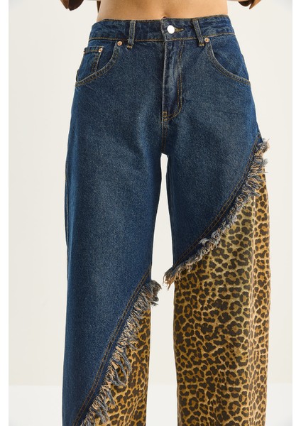 Kadın Asimetrik Leopar Detaylı Wide Leg Denim Pantolon