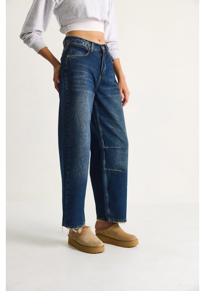 Kadın Baggy Fit Yüksek Bel Düz Paça Denim Pantolon indirimleri