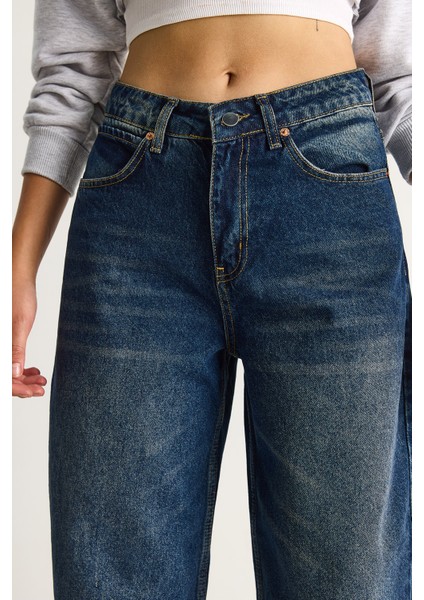 Kadın Baggy Fit Yüksek Bel Düz Paça Denim Pantolon