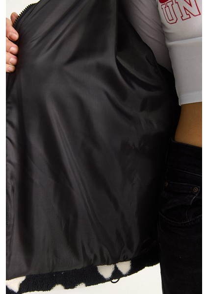 Kadın Kalpli Kapüşonlu Oversize Peluş Mont Rı