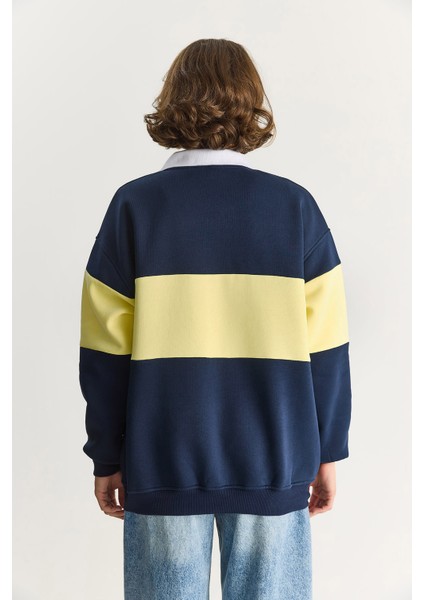 Kadın Polo Yaka Düğmeli California Yazılı Nakış Detaylı Oversize Kadın Sweatshirt